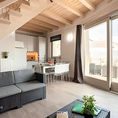 Appartamento Grande Terrazza Vista Lago Parzanica Екстериор снимка