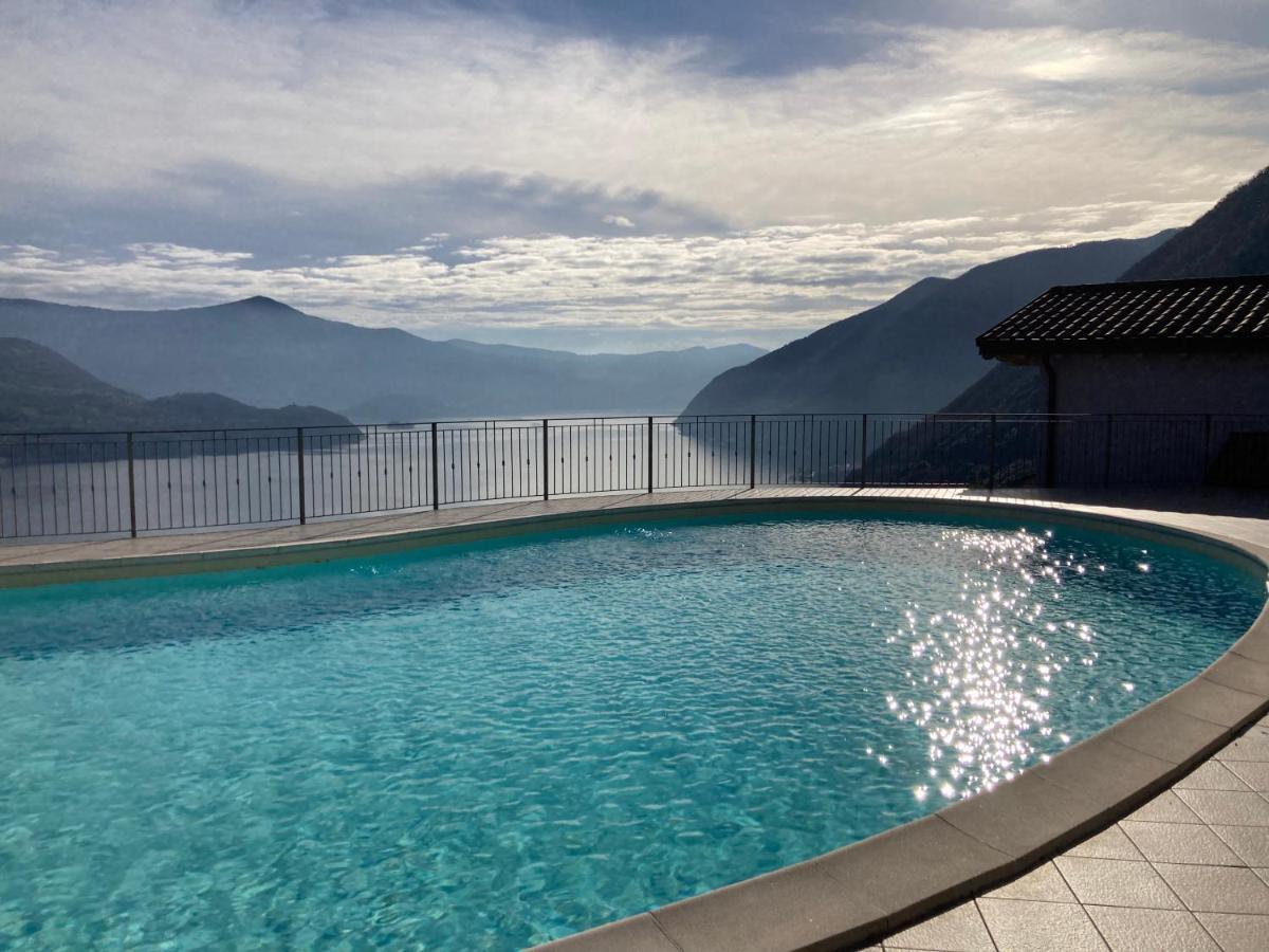Appartamento Grande Terrazza Vista Lago Parzanica Екстериор снимка