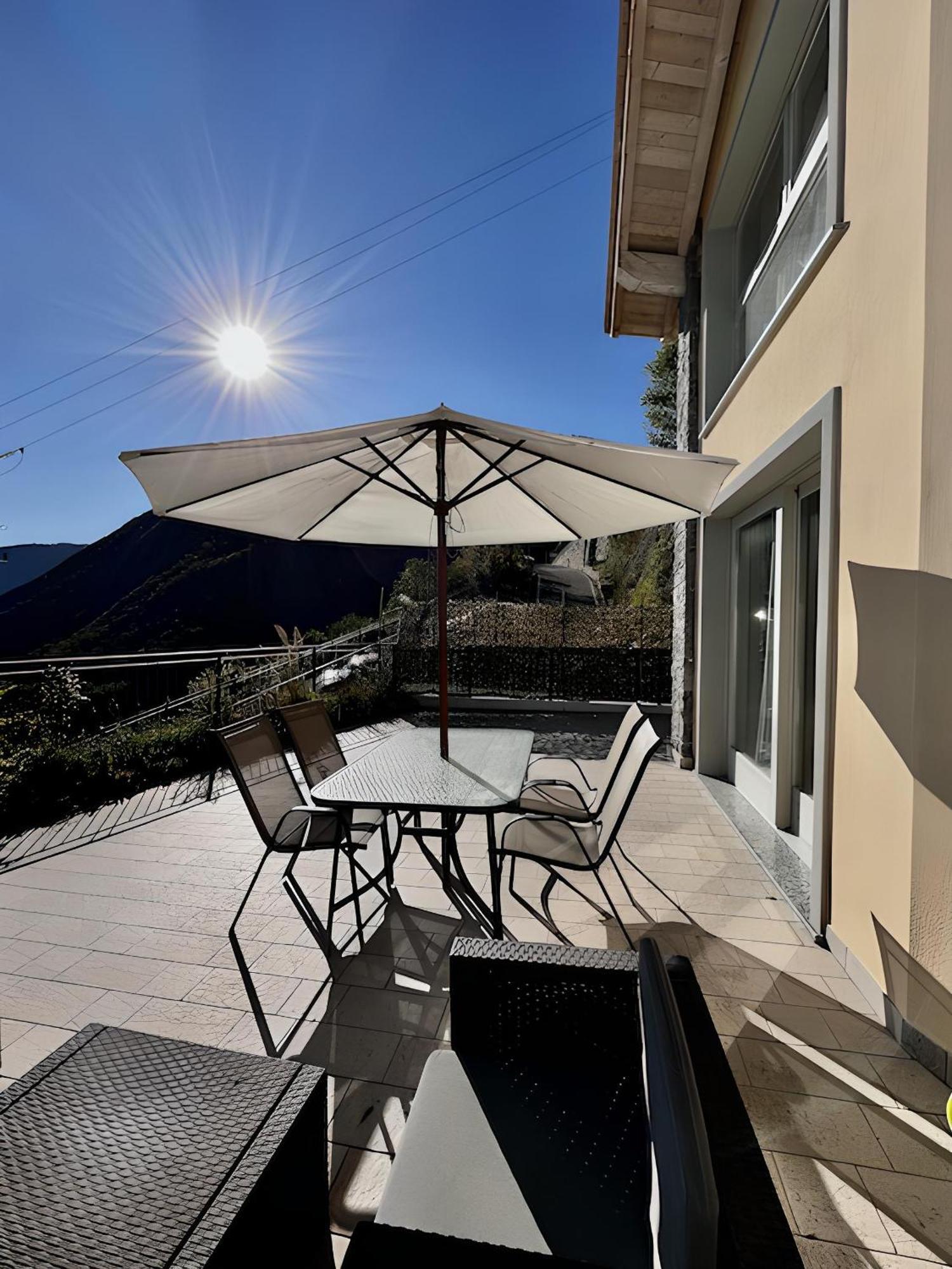 Appartamento Grande Terrazza Vista Lago Parzanica Екстериор снимка